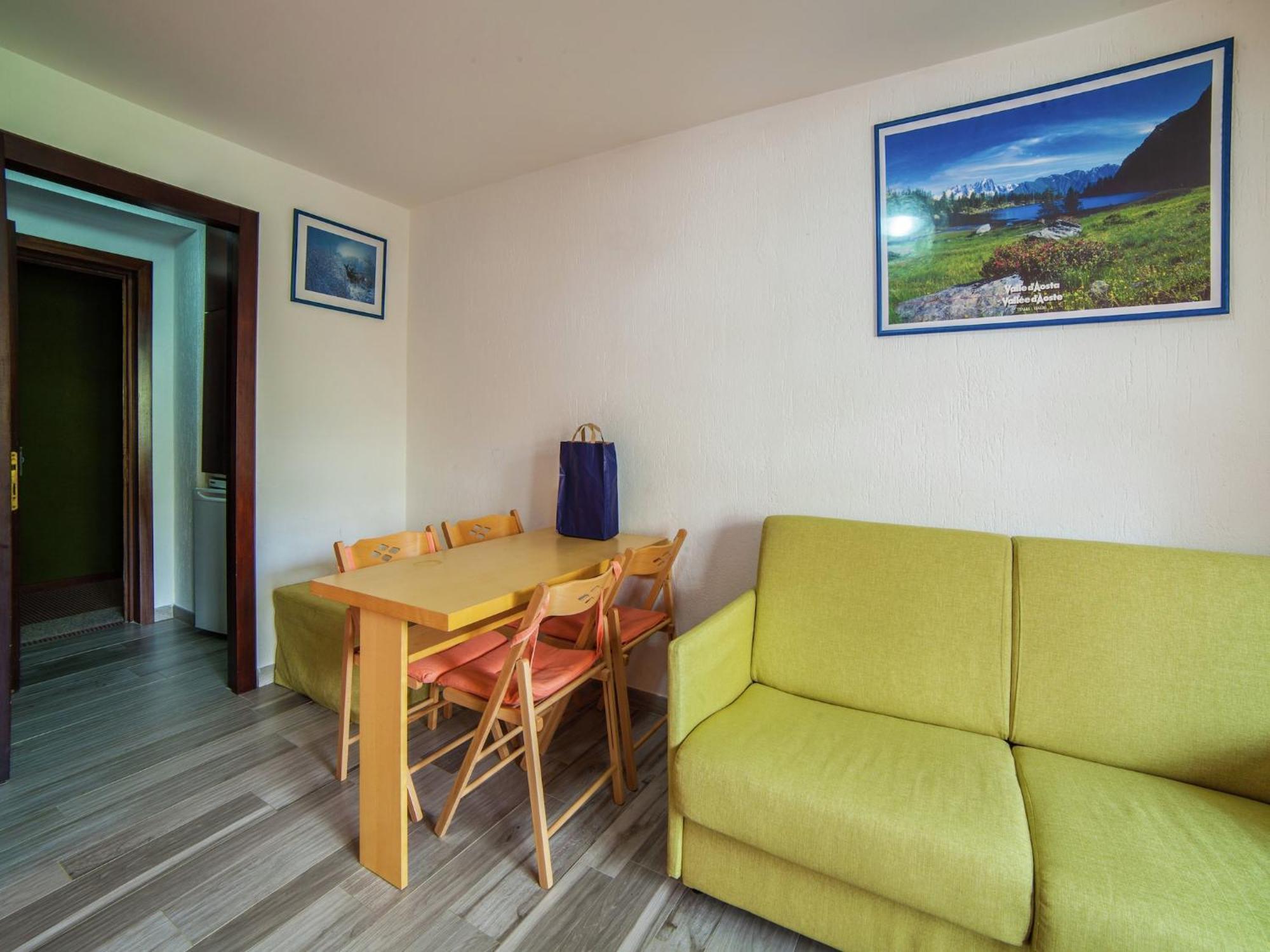 Contemporary Apartment In Breuil Cervinia Near Ski Area Exterior photo