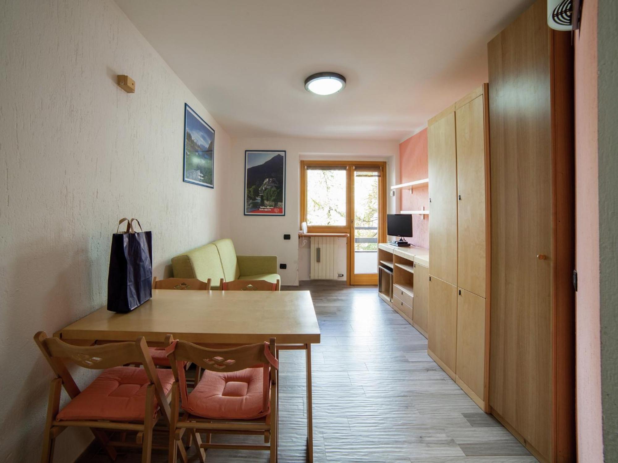 Contemporary Apartment In Breuil Cervinia Near Ski Area Exterior photo